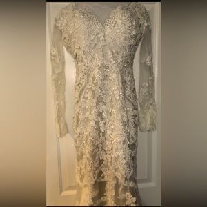Allure Bridals Lace Romantic Wedding Dress Brand New